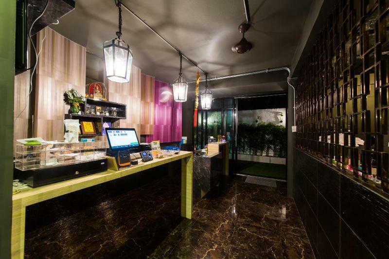 V Varee Bangkok Exterior foto